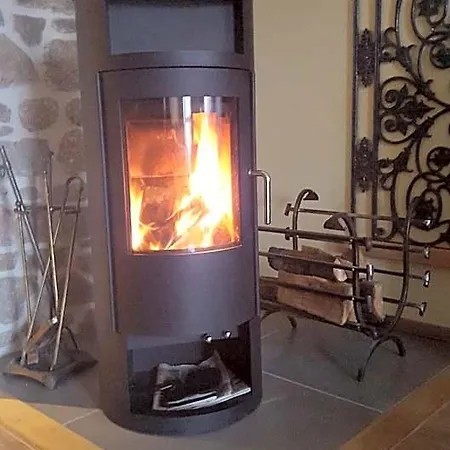 Aux Pierres Magiques Bed & Breakfast Saint-Laurent-de-Chamousset