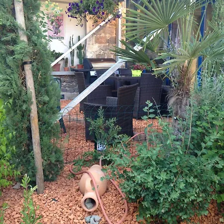 Bed & Breakfast Aux Pierres Magiques